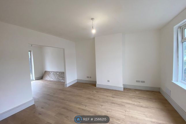 Lime Tree Avenue, Crewe photo 5