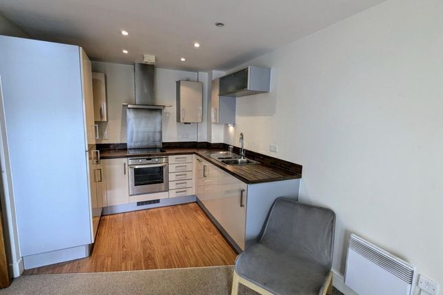 42 Meridian Wharf, Trawler Road photo 4