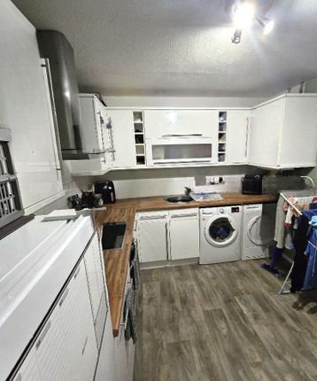 14 Glencarron Close, Washington photo 4