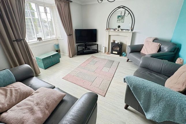 91, Bede Close, Newcastle Upon Tyne photo 3