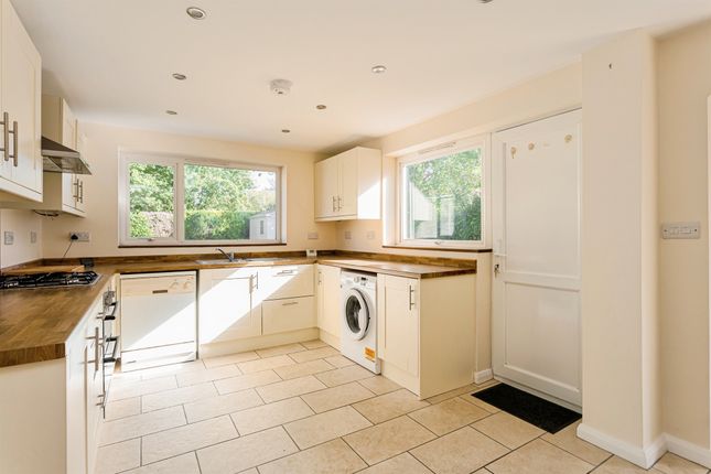 3, Janes Lane, Burgess Hill photo 3