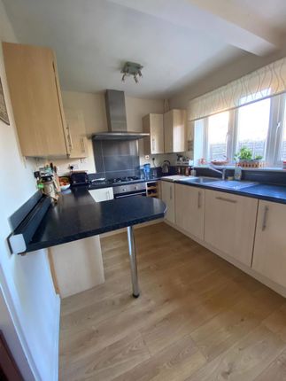 3, Warwick Street, Wolverhampton photo 2