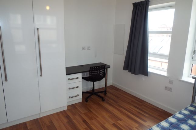 11, Leicester photo 5