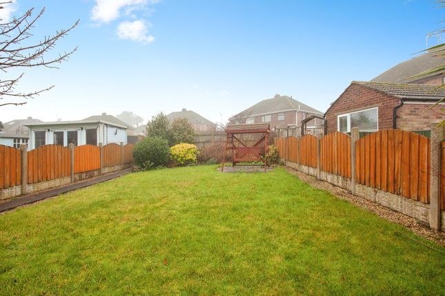25, Carver Drive, Sheffield photo 3