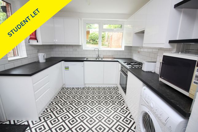 Semi-detached house to rent in Sylvan Road, Exeter