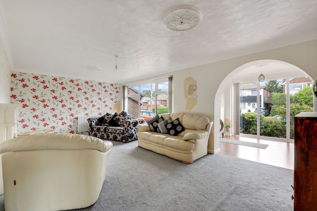 128 Brownlow Drive, Nottingham photo 4