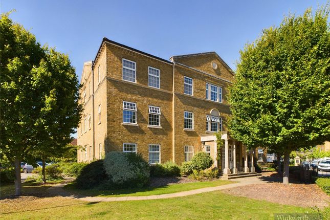 1-bed flat on Flat 5, Grosvenor Gate, 1, Chadwick Place, Surbiton, £349,950