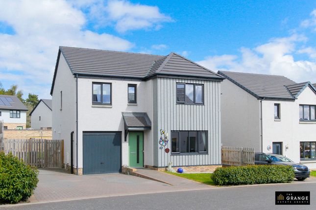 12, Baillie Crescent, Alford photo 2