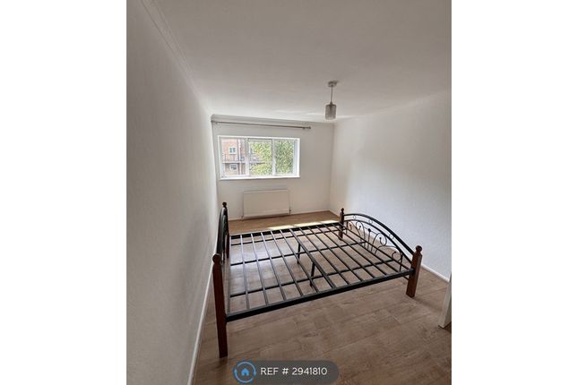 Flat, Valley House Beaconsfield Road, London photo 4