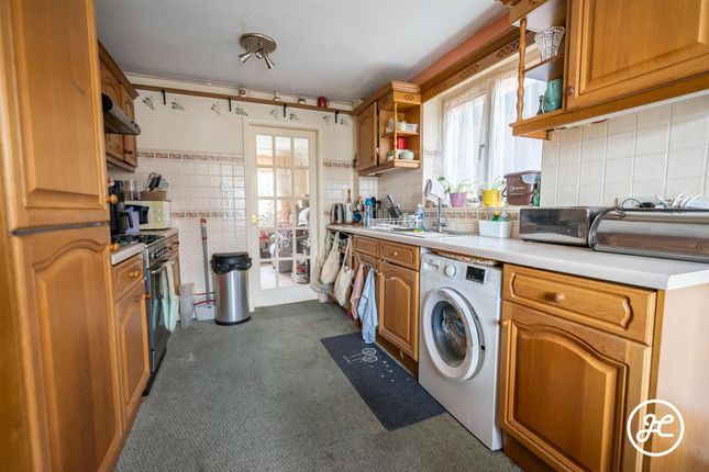 1, Fox Way, Bridgwater photo 4