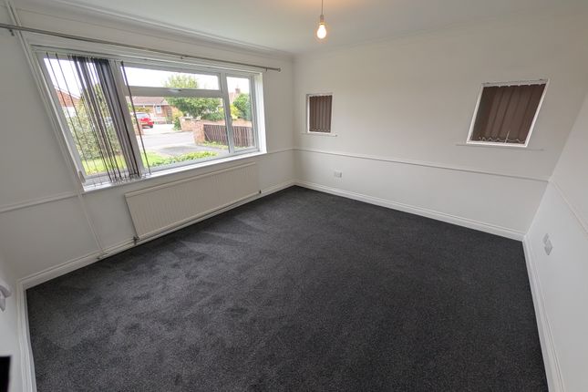 Silchester Close, Andover Hampshire photo 5