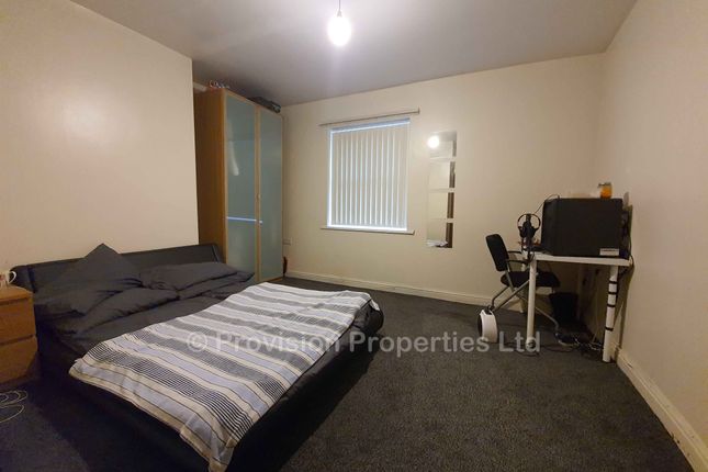 54a, Cardigan Road, Headingley photo 5