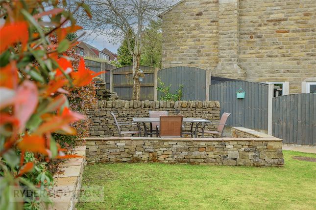 3, Ammons Way, Saddleworth photo 4
