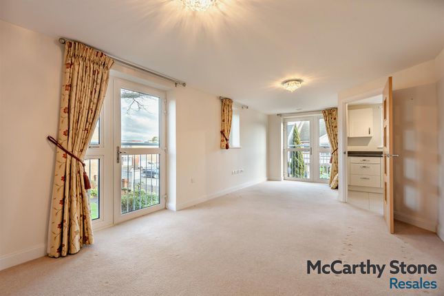 17 Limewood, St. Marys Road, Hayling Island photo 3
