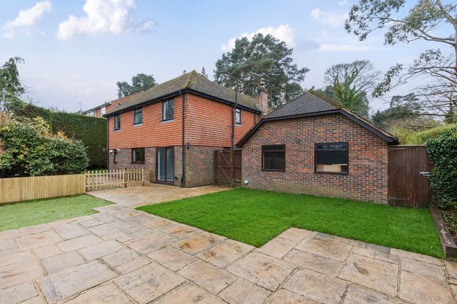 Detached house to rent in Common Road, Ightham