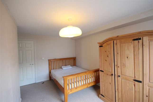 Flat 4 Hillrise Court,, 135 Kenton Road, Harrow photo 5