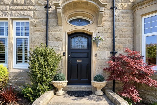 18, Young Street, Elgin photo 2
