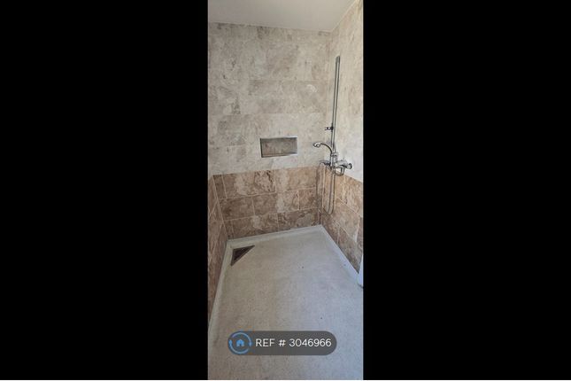 Locke Close, Rainham photo 2