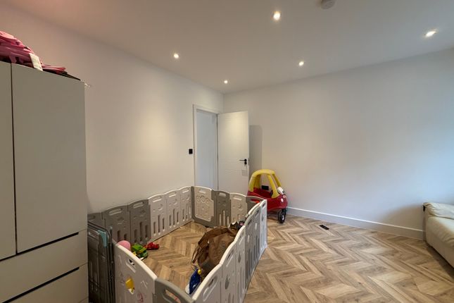 22, Jasper Road, London photo 5