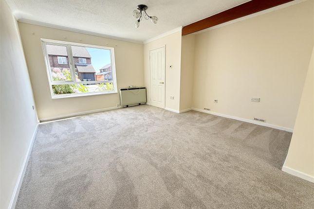 121, Neville Road, Norwich photo 2