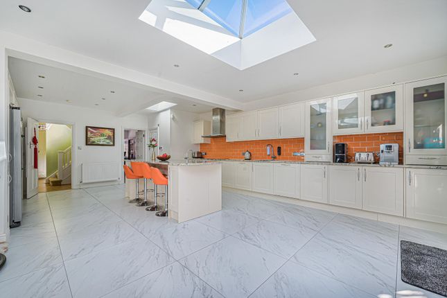 33, Rafford Way, Kent photo 3