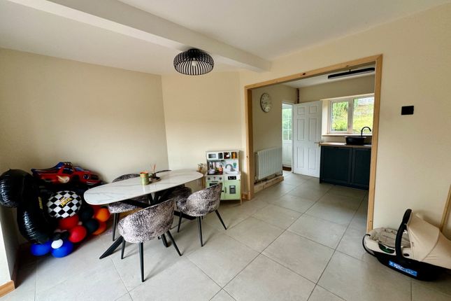 19, Ael y Bryn Terrace, Newport photo 5