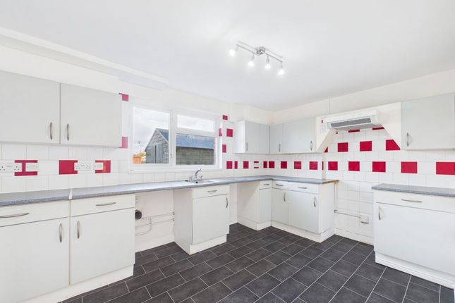 South View, Somerton photo 4