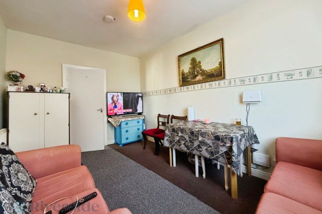 Flat 2, 111, Coltman Street, Kingston Upon Hull photo 3