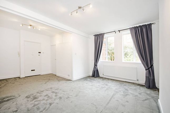Flat for sale in Shannon Place, St John's Wood, London