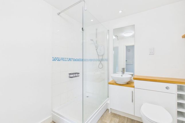 33 Chy Kensa, Jubilee Drive, Redruth photo 3