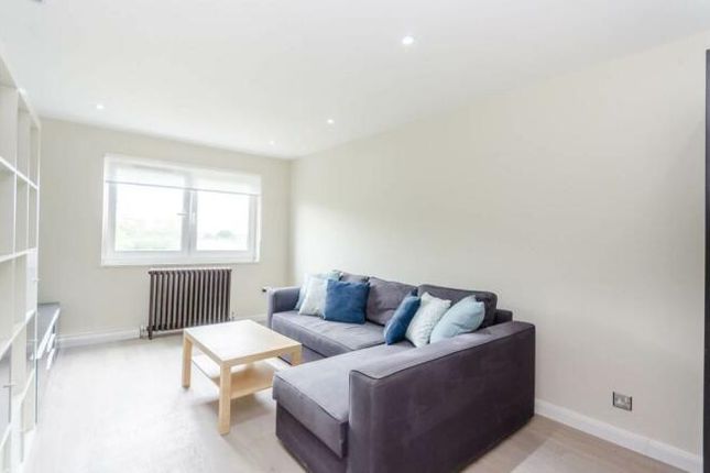 213 Wynford Road, London photo 4