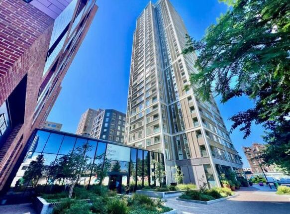 3-bed flat on HURLOCK HEIGHTS, ELEPHANT & CASTLE, £1,450,000