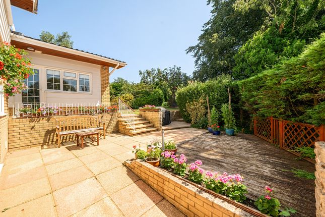 49, Priors Way, Winchester photo 4