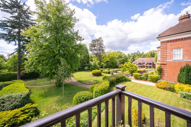 34 Birklands Park, London Road, St. Albans photo 4