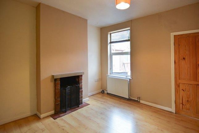 Terraced house to rent in Gladys Road, Smethwick, West Midlands