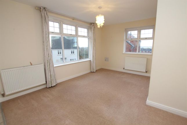 Flat 8, Omaha Drive, Hinckley photo 3