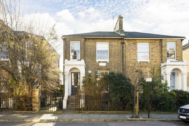 Thumbnail Terraced house for sale in Shrubland Road, London