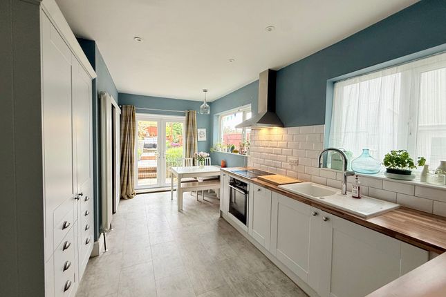 67 Forest Road, Torquay photo 4