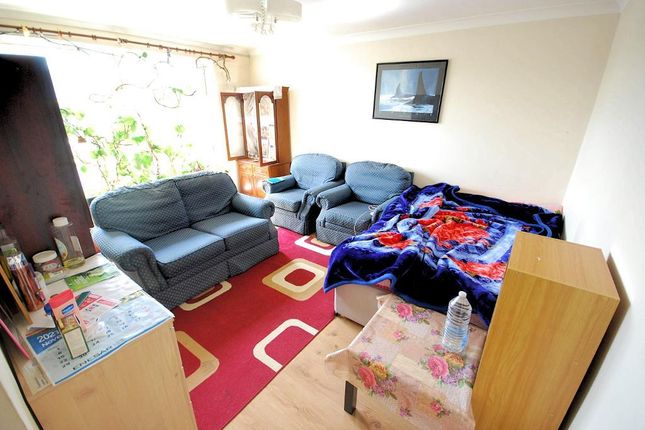 Thumbnail Flat for sale in Talbot Road, Wembley, Middlesex