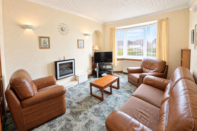 26, Highfield Drive, Stevenston photo 3