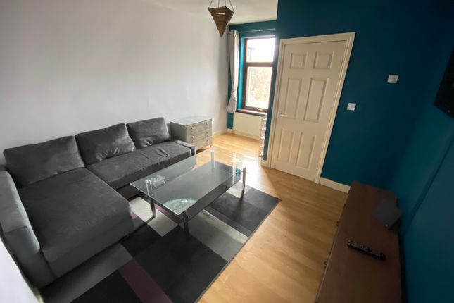 36a, Neachells Lane, Wolverhampton photo 2