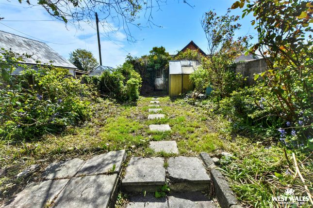 17, Grove Place, Haverfordwest photo 4