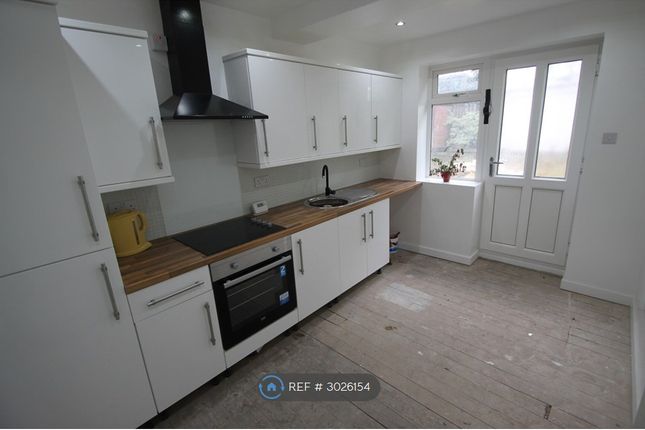 Barrie Crescent, Sheffield photo 3