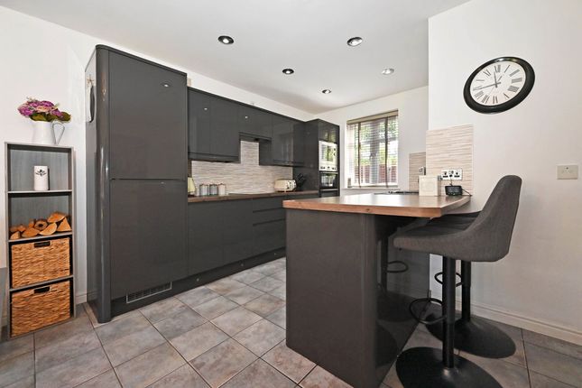 26, John Rhodes Way, Stoke-On-Trent photo 4