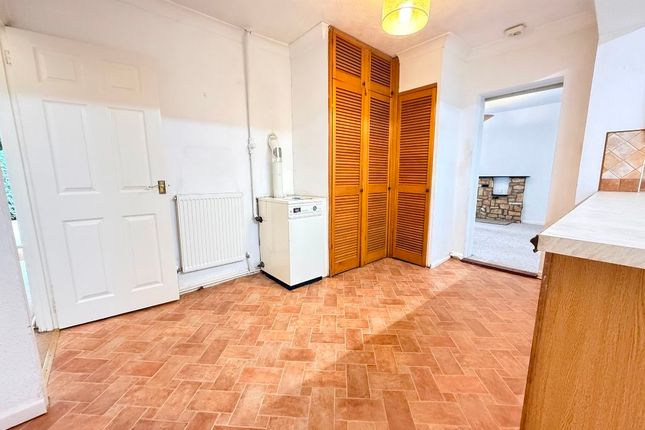 18 Churchill Drive, Bury St. Edmunds photo 4