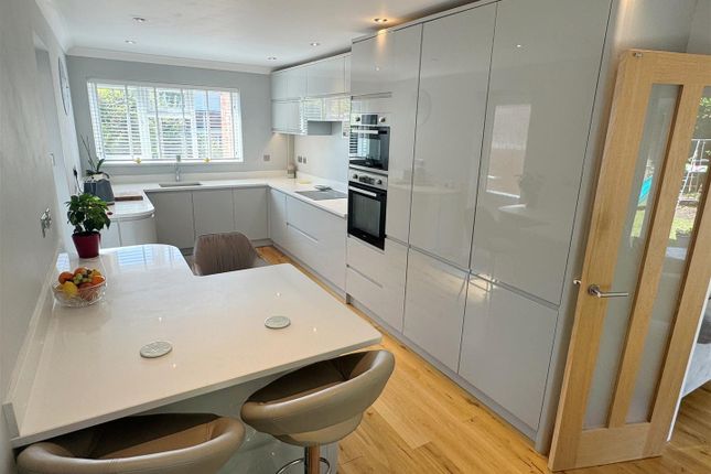 1, Bledlow Close (1305 sq.ft), Newbury photo 3