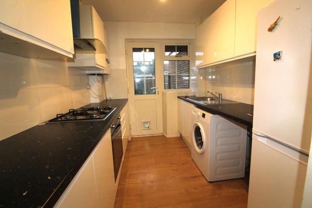20, Ermine Close, Waltham Cross photo 4