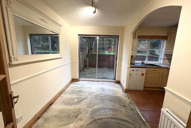 6, Hazelwood Close Devon, Honiton photo 3