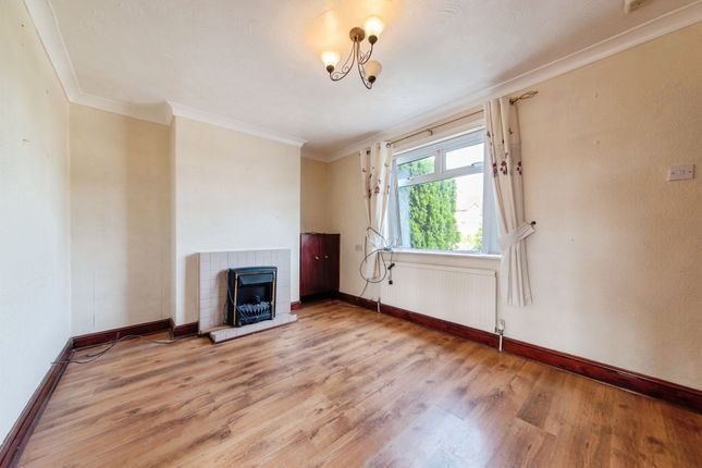 18, Harrington Street, Bourne photo 4