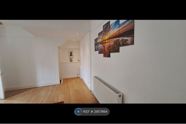 King Street, Lindley, Huddersfield photo 2
